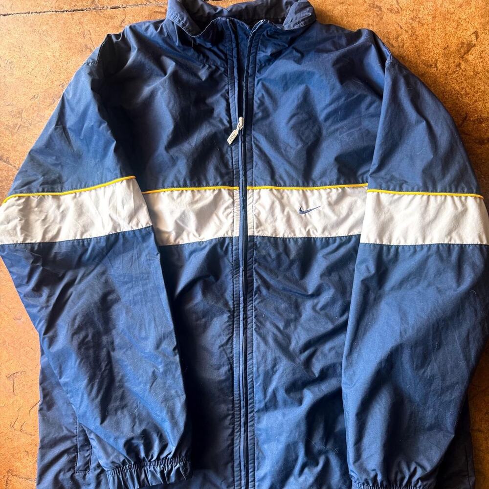 Nike mens xxl windbreaker jacket